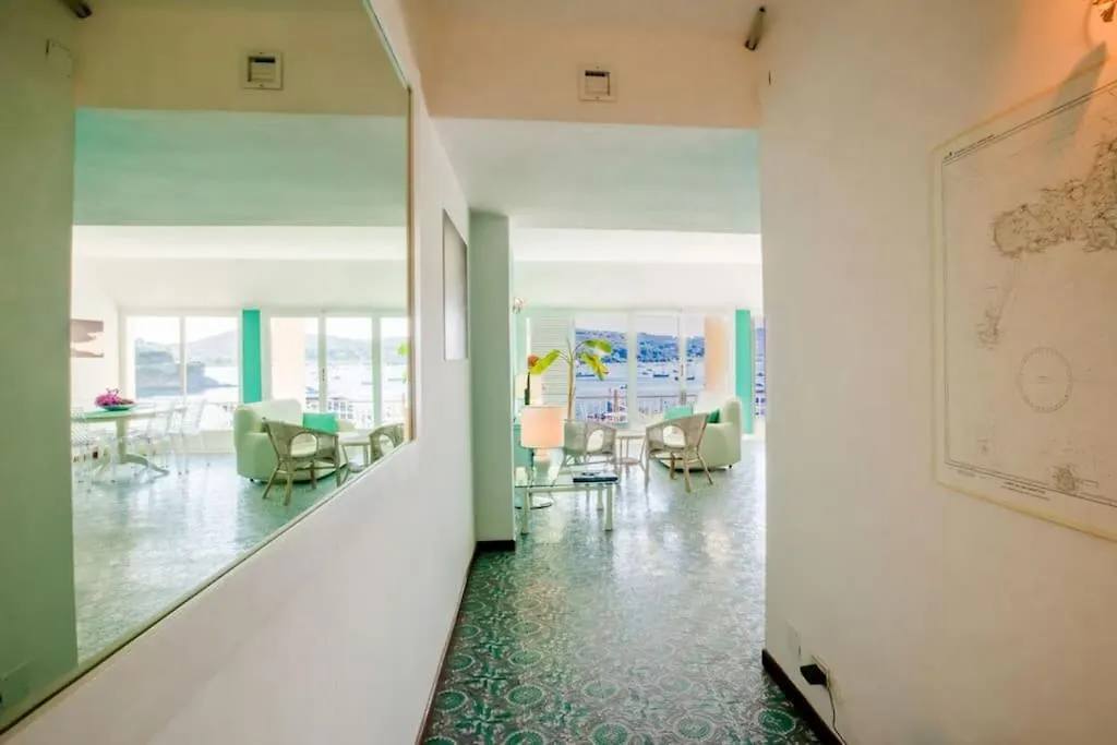 Residenza Il Moletto - Residenza Il Moletto Apartment Porto Azzurro Italy